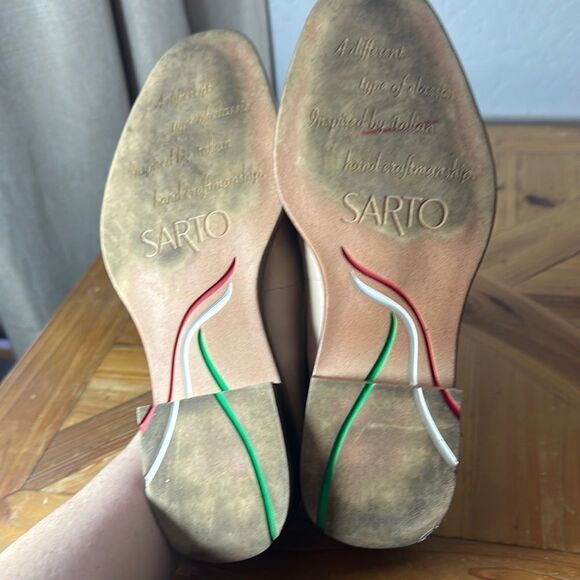 Franco Sarto Cream Flats with Metallic Accent - Picture 6 of 8